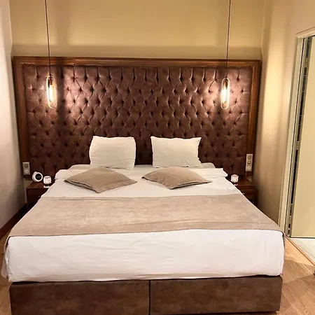 Paris Luxury - Cdg Aeroport Frühstückspension